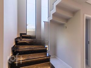 Image 9 - 887503