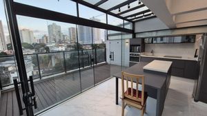 Image 10 - 887514