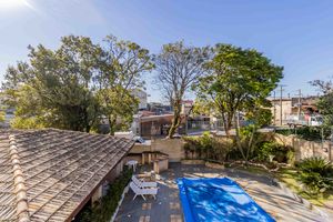 Image 10 - 887524