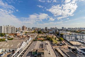 Image 4 - 887532