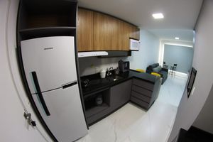 Image 6 - 887532