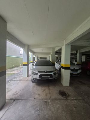 Image 14 - 887535