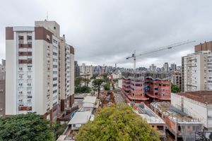 Image 35 - 887548