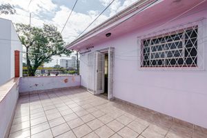 Image 16 - 887557