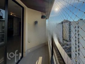Image 63 - 887558