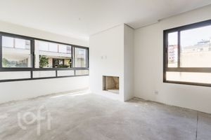 Image 14 - 887566