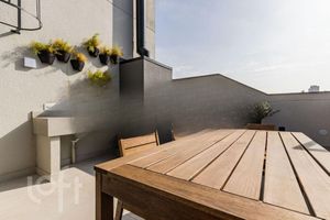 Image 11 - 887566