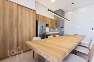 Image 4 - 887566