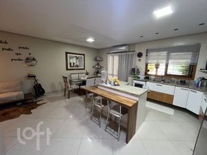 Image 7 - 887569