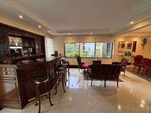 Image 11 - 887581