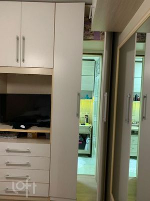 Image 10 - 887586