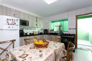 Image 1 - 887592