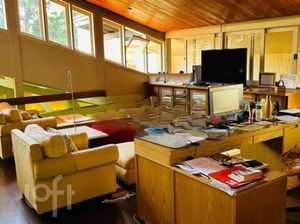 Image 14 - 887595