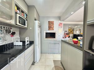 Image 8 - 887599