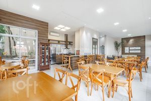 Image 43 - 887599
