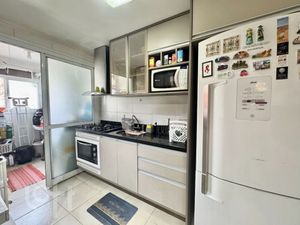 Image 11 - 887599