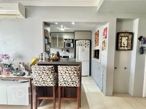 Image 9 - 887599