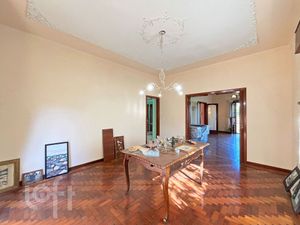 Image 8 - 887607