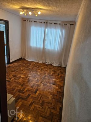 Image 16 - 887624