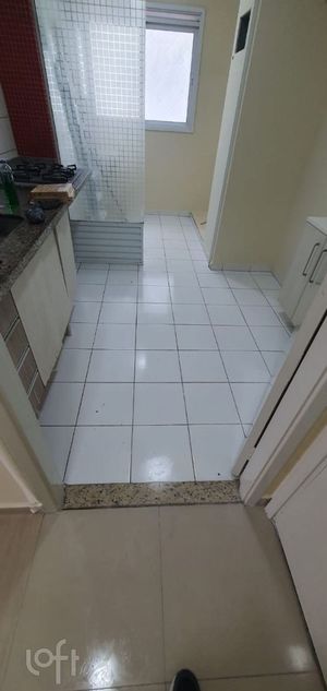 Image 1 - 887631