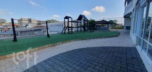 Image 10 - 887631