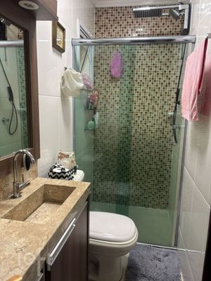 Image 13 - 887633