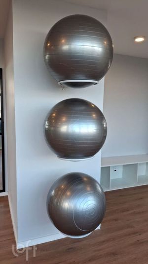 Image 13 - 887634