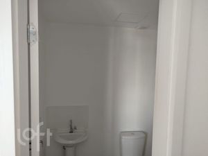 Image 7 - 887634