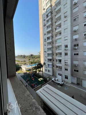 Image 18 - 887640