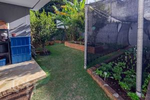 Image 45 - 887642