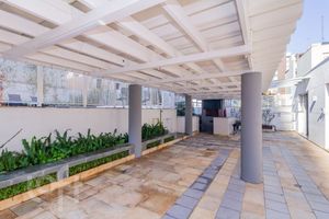 Image 39 - 887642