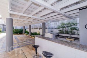 Image 42 - 887642