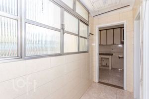 Image 14 - 887652