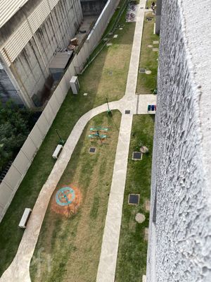 Image 15 - 887655