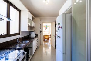 Image 9 - 887658