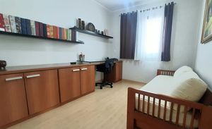 Image 14 - 887662