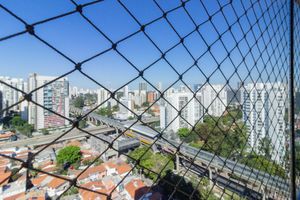 Image 42 - 887666