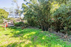 Image 38 - 887711