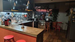 Image 1 - 887712