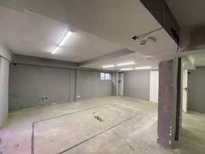 Image 23 - 887714