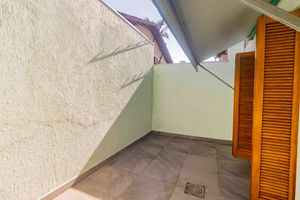Image 41 - 887723