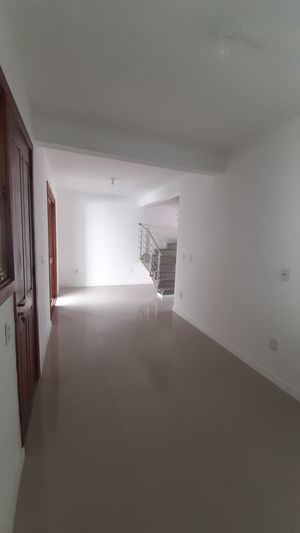 Image 11 - 887723