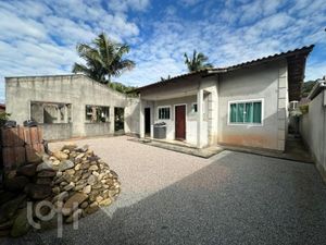 Image 14 - 887729