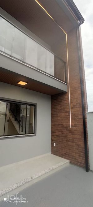 Image 32 - 887731