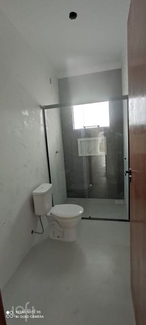 Image 19 - 887734