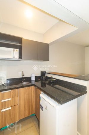 Image 9 - 887739