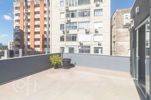 Image 15 - 887739