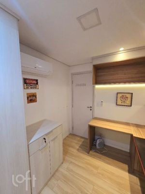 Image 9 - 887743