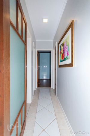 Image 29 - 887749