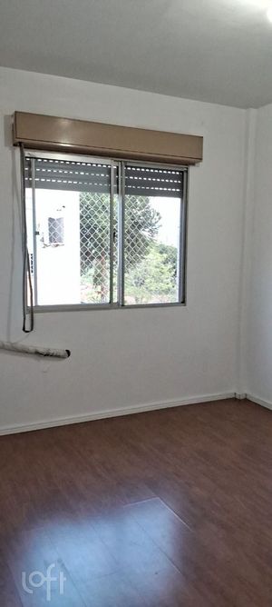 Image 6 - 887761